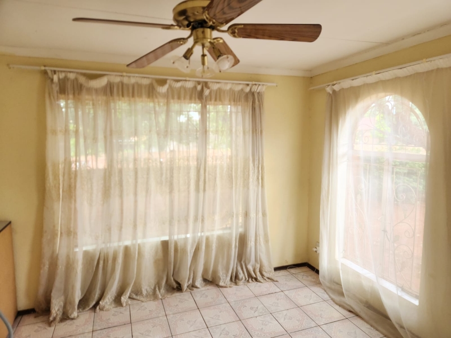 3 Bedroom Property for Sale in Geelhoutpark North West